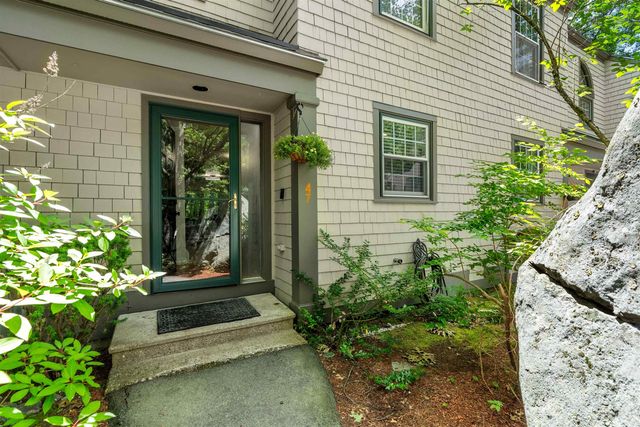 1465 Hooksett Rd Unit 47, Hooksett, NH 03106