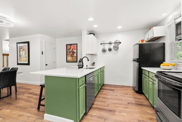 1465 Hooksett Rd Unit 47, Hooksett, NH 03106