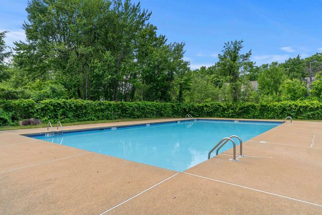 1465 Hooksett Rd Unit 47, Hooksett, NH 03106