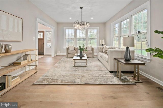 353 GALLOP WOOD PL, Great Falls, VA 22066