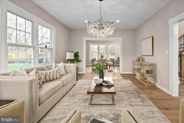 353 GALLOP WOOD PL, Great Falls, VA 22066