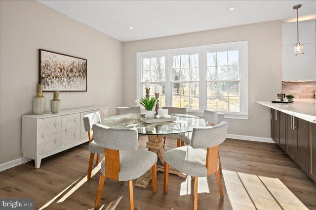 353 GALLOP WOOD PL, Great Falls, VA 22066