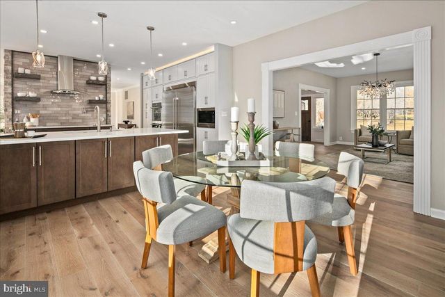 353 GALLOP WOOD PL, Great Falls, VA 22066