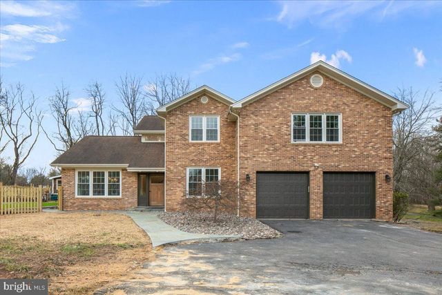 353 GALLOP WOOD PL, Great Falls, VA 22066