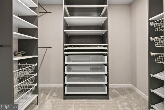 353 GALLOP WOOD PL, Great Falls, VA 22066