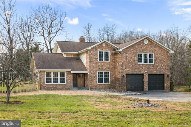 353 GALLOP WOOD PL, Great Falls, VA 22066