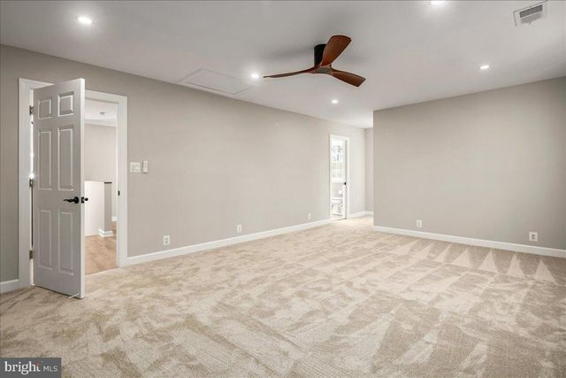 353 GALLOP WOOD PL, Great Falls, VA 22066