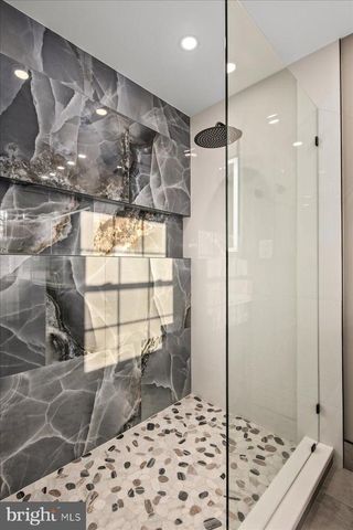 353 GALLOP WOOD PL, Great Falls, VA 22066