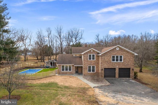 353 GALLOP WOOD PL, Great Falls, VA 22066