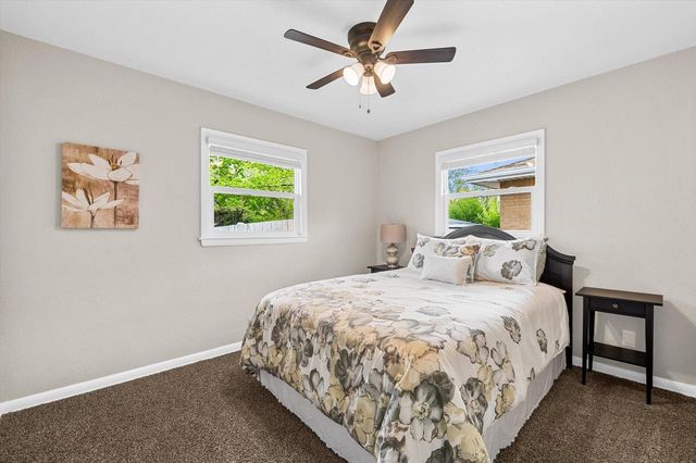 7729 Cold Spring ROAD, Greenfield, WI 53220
