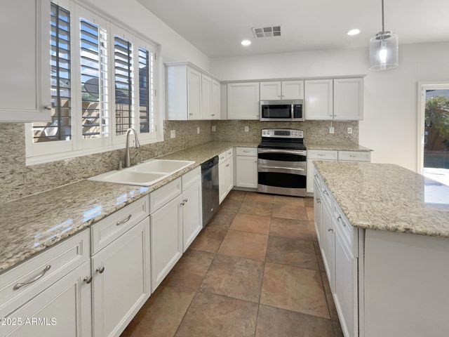 4319 E VAUGHN Avenue, Gilbert, AZ 85234