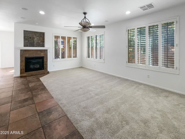 4319 E VAUGHN Avenue, Gilbert, AZ 85234