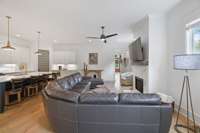 4018B Woodmont Blvd, Nashville, TN 37205