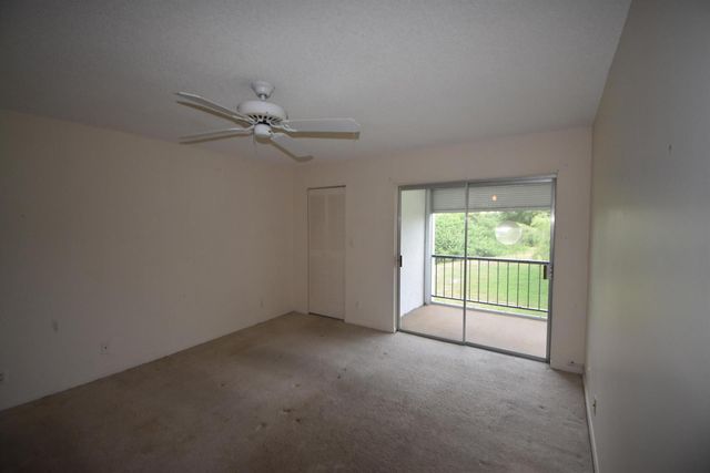 6020 NW 44th Street 304, Lauderhill, FL 33319