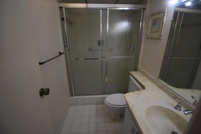 6020 NW 44th Street 304, Lauderhill, FL 33319
