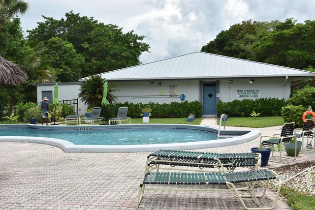 6020 NW 44th Street 304, Lauderhill, FL 33319