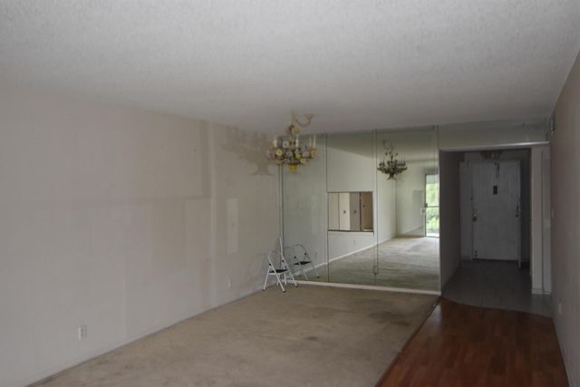 6020 NW 44th Street 304, Lauderhill, FL 33319