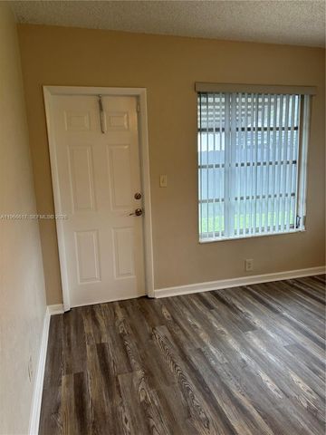 8371 NW 15th Ct, Pembroke Pines, FL 33024