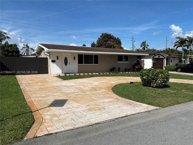 8371 NW 15th Ct, Pembroke Pines, FL 33024