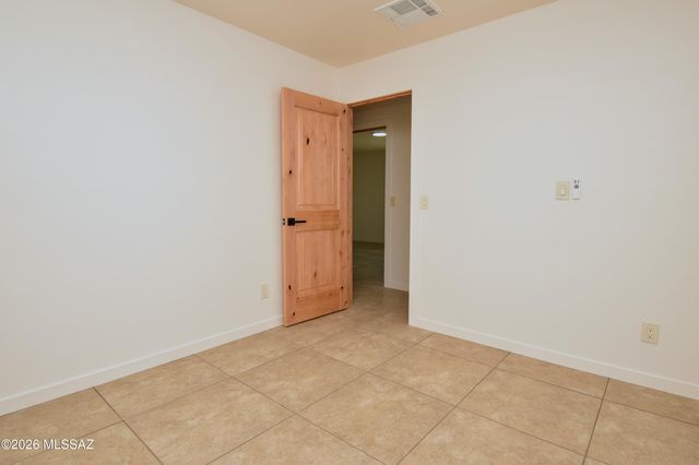 3796 E Guthrie Mountain Place, Tucson, AZ 85718