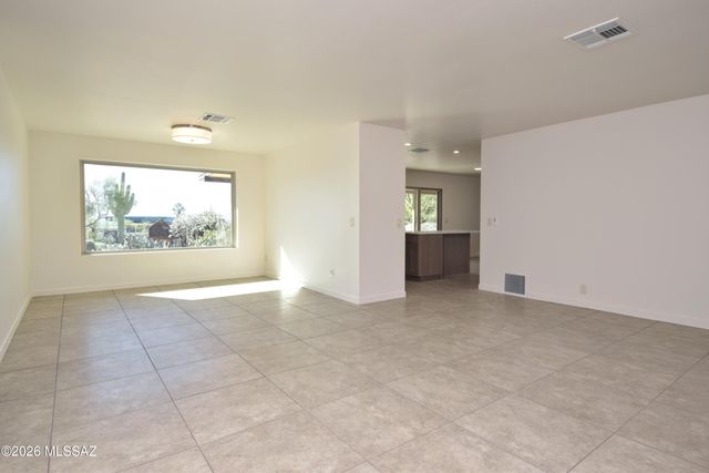 3796 E Guthrie Mountain Place, Tucson, AZ 85718