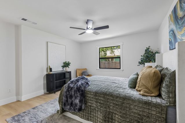 1515 Bolivar Street, Denton, TX 76201