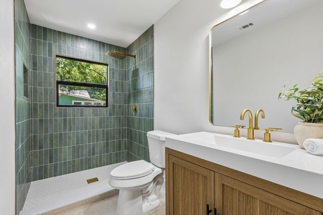1515 Bolivar Street, Denton, TX 76201