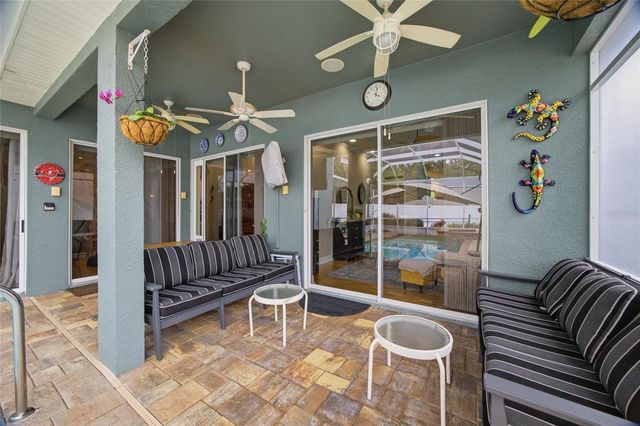 2013 RAVEN MANOR DRIVE, Dover, FL 33527