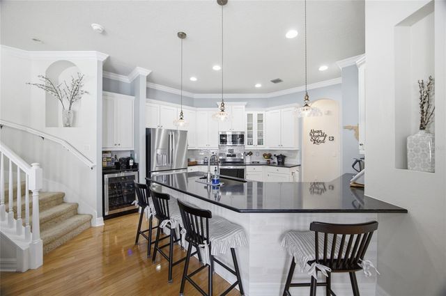 2013 RAVEN MANOR DRIVE, Dover, FL 33527