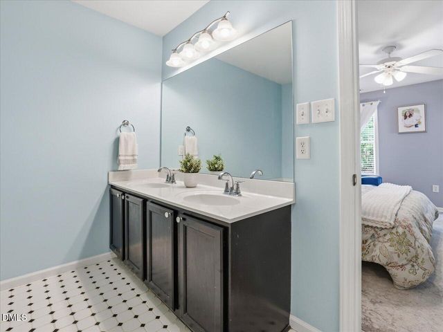 3317 Neuse Crossing Drive, Raleigh, NC 27616