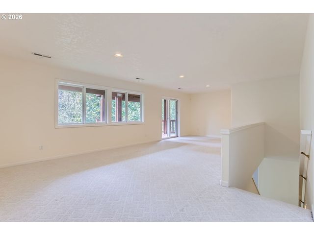 1231 Nw MAYFIELD Rd, Portland, OR 97229