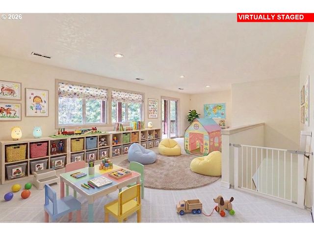 1231 Nw MAYFIELD Rd, Portland, OR 97229