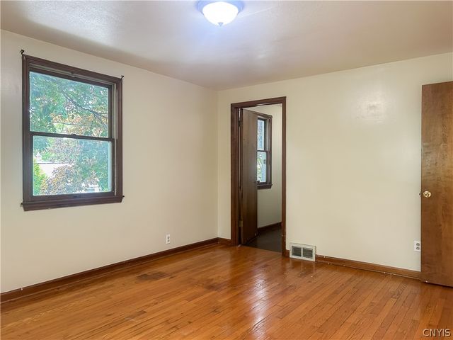 389 Lillian Avenue, Syracuse, NY 13206