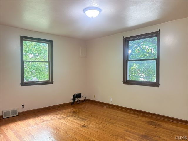 389 Lillian Avenue, Syracuse, NY 13206