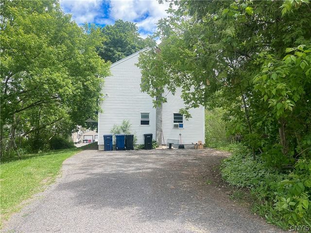 389 Lillian Avenue, Syracuse, NY 13206