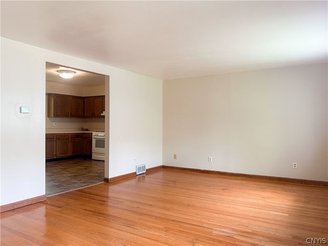 389 Lillian Avenue, Syracuse, NY 13206