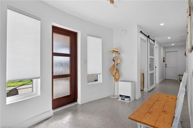 867 Oak ST, Fort Myers Beach, FL 33931