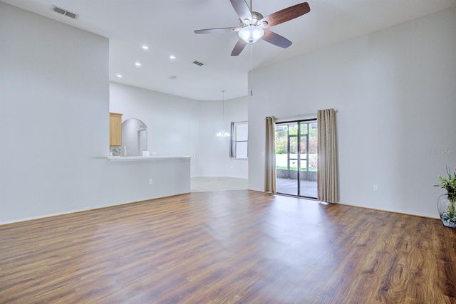 321 MAJESTIC GARDENS DRIVE, Winter Haven, FL 33880