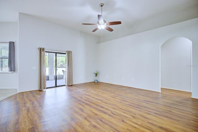 321 MAJESTIC GARDENS DRIVE, Winter Haven, FL 33880