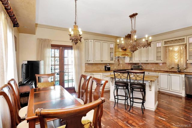 18631 Radnor Road, Jamaica, NY 11432