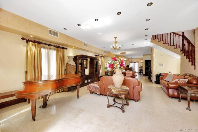 18631 Radnor Road, Jamaica, NY 11432
