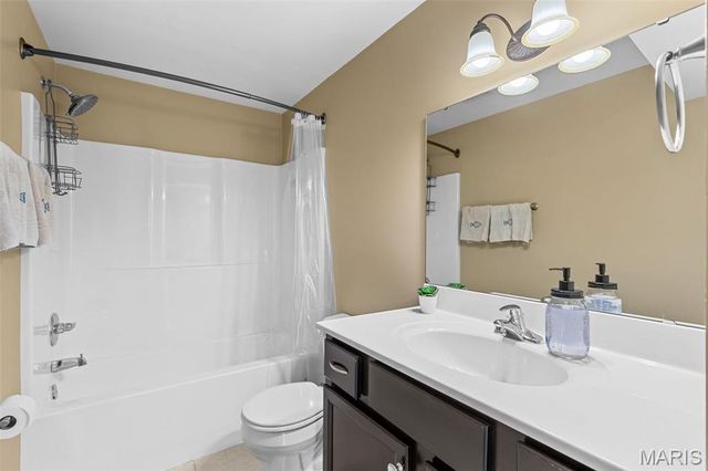 711 Sawyer Terrace, New Haven, MO 63068