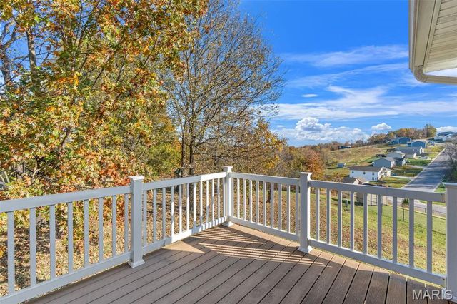 711 Sawyer Terrace, New Haven, MO 63068