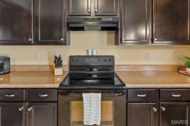 711 Sawyer Terrace, New Haven, MO 63068