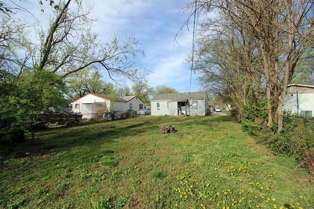 1842 N Minneapolis St, Wichita, KS 67214