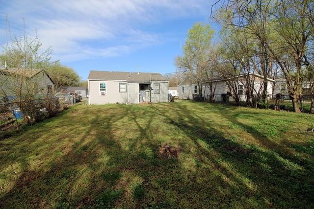 1842 N Minneapolis St, Wichita, KS 67214