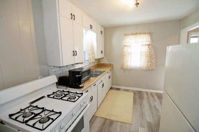 1842 N Minneapolis St, Wichita, KS 67214