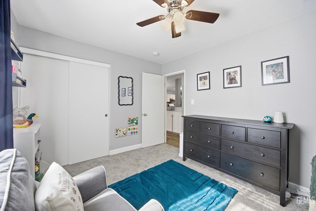 3330 Floral Meadow Drive, Bakersfield, CA 93308