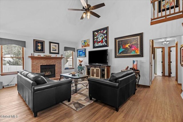 37 Kettles Way, Queensbury, NY 12804