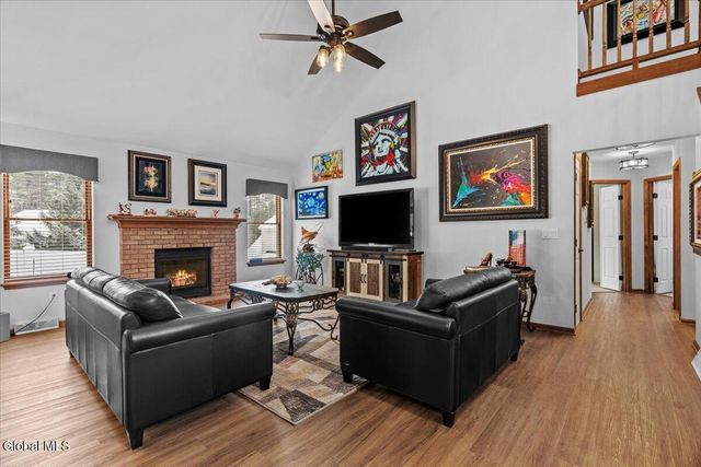 37 Kettles Way, Queensbury, NY 12804